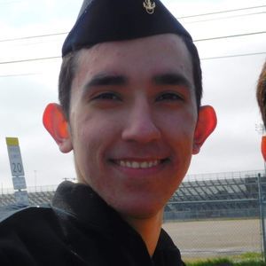 Meet your Posher, Abelardo